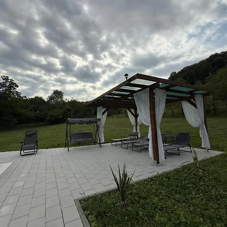 Vikendica Cardak Srebrenik