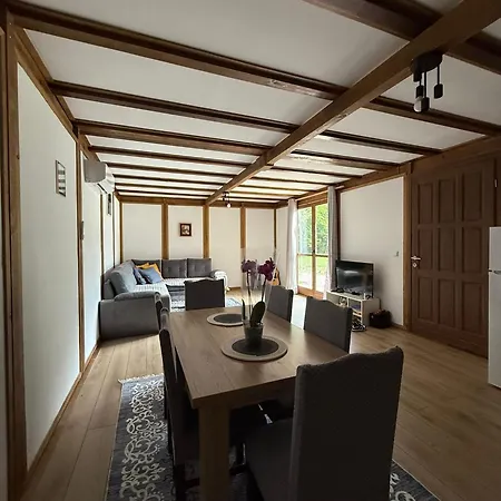 Vikendica Cardak Σπίτι διακοπών